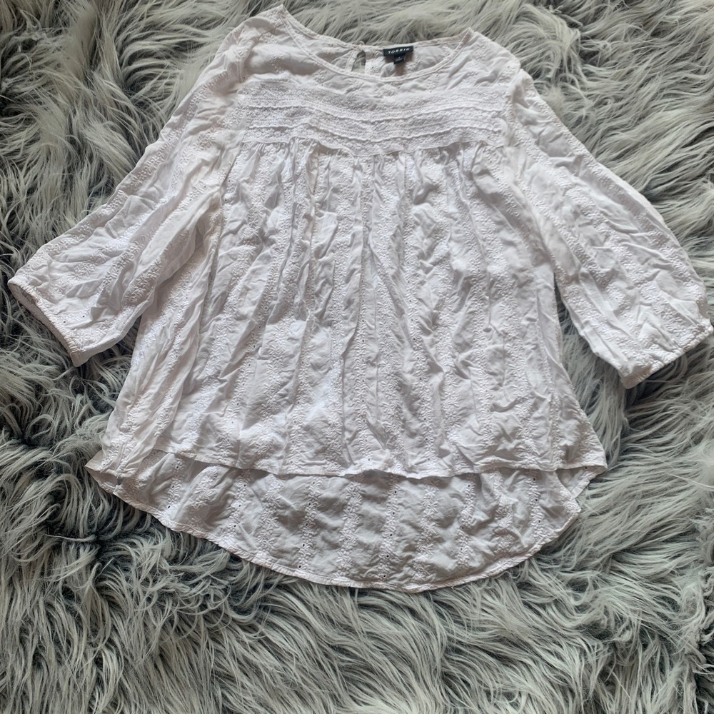 Torrid White Eyelet Lace Embroidered High Low Blouse Top 1 Plus Size 1X